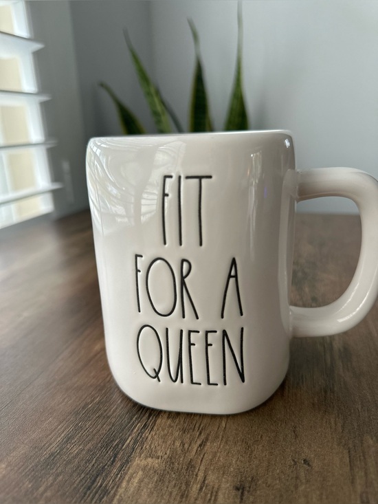 Rae Dunn Other - Rae Dunn “FIT FOR A QUEEN” Mug ☕👑